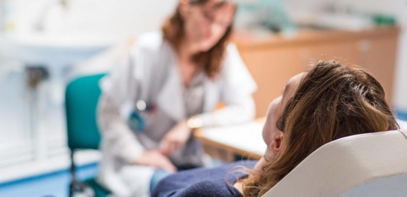 « On vous annonce la totale en cinq minutes » : pour les malades du cancer, les mots mal choisis des médecins créent parfois de nouvelles blessures