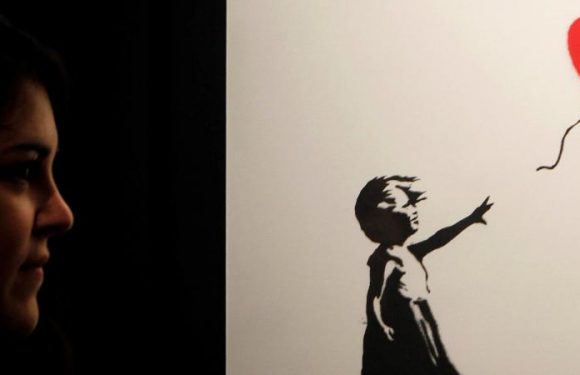 Pastiche ou original ? Un possible Banksy soutenant les « gilets jaunes » sur un mur de Bordeaux