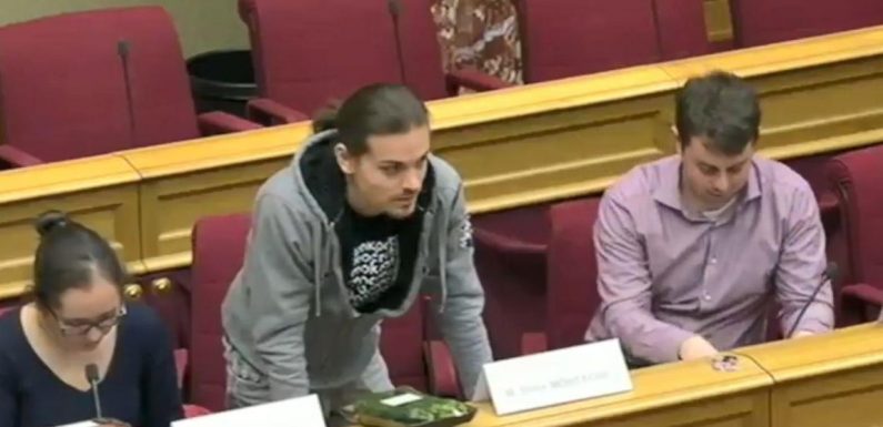 VIDEO. « Qui a lu le rapport du GIEC ? » Quand une question d’un militant écologiste plonge les députés luxembourgeois dans l’embarras