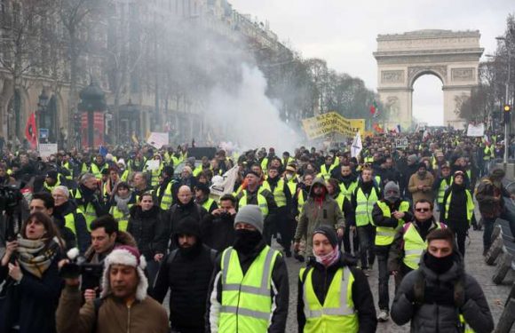 « Gilets jaunes » : 12 100 manifestants à 14 heures, dont 4 000 à Paris