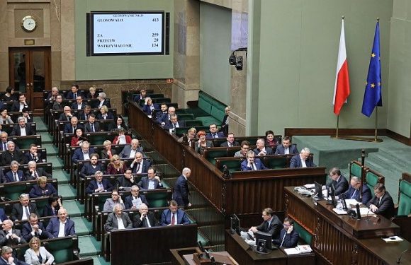Pologne : les mères de 4 enfants et plus vont toucher une retraite