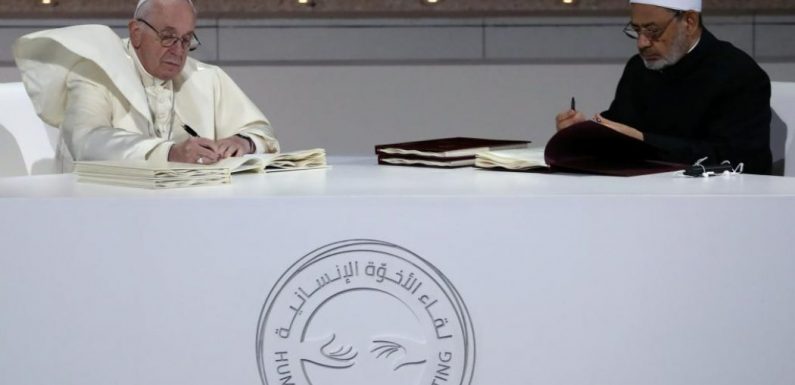 Vers la liberté des chrétiens dans les pays musulmans ?
