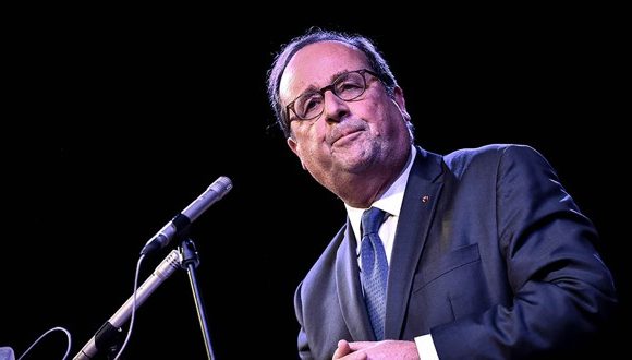 François Hollande change d&rsquo;avis et se lance dans les conférences tarifées