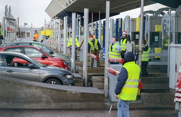 La carte des péages : comment les sociétés d’autoroutes réalisent des recettes records