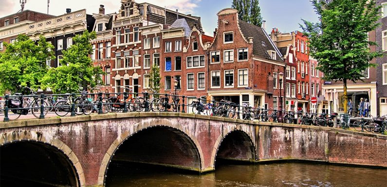 Ca se passe en Europe : A Amsterdam, ponts et quais menacent de s’effondrer
