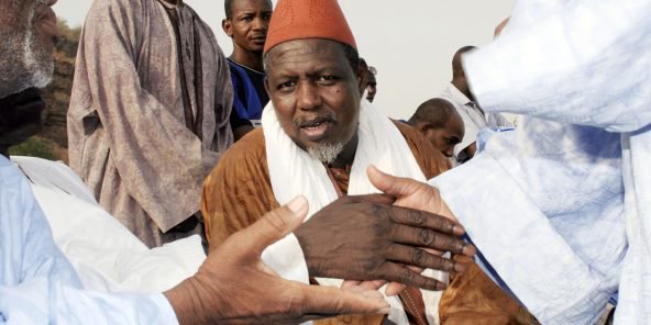 Mali : le cherif de Nioro et Mahmoud Dicko font stade comble à Bamako