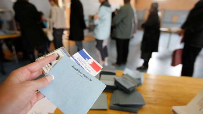 RIC, tirage au sort, vote par note : quels outils pour intéresser les citoyens à la politique ?