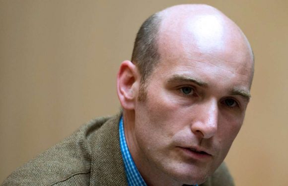 Cyberharcèlement : l’ancien journaliste Nicolas Hénin porte plainte contre X pour menaces de mort