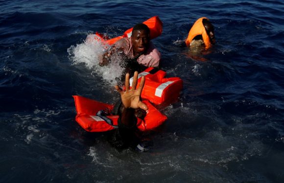 Enquête ouverte contre des garde-côtes italiens après un naufrage de migrants qui a fait 117 morts