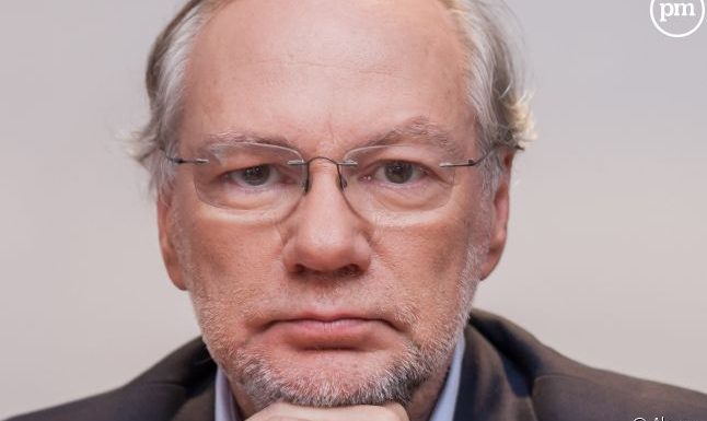 #LigueDuLol : Laurent Joffrin (« Libération ») dénonce un « épandage d’immondices verbaux »