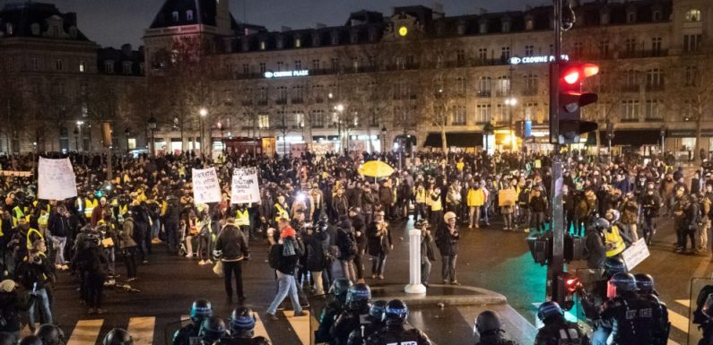 Loi « anti-casseurs » : « Des atteintes extrêmement graves au droit de manifester »