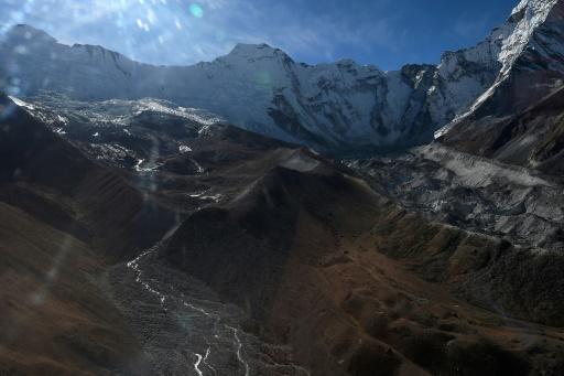 Les deux tiers des glaciers de l’Himalaya pourraient fondre d’ici à 2100 (étude)