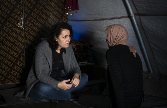 Anciennes prisonnières de Daech, elles renouent avec la vie grâce à une femme médecin yézidie