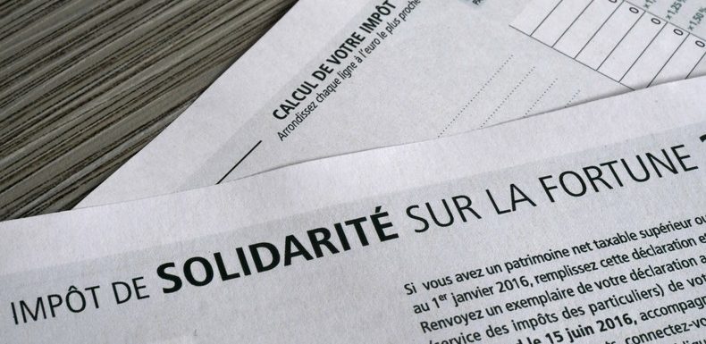 Une rencontre secrète à l’Elysée aurait décidé de la suppression immédiate de l’ISF
