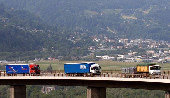 L&rsquo;Europe s&rsquo;accorde enfin pour limiter les émissions de CO2 des poids lourds