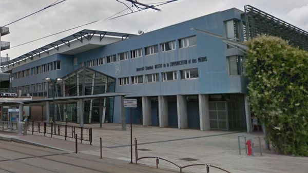 ‘L’ultim-hate’, la petite ‘Ligue du LOL’ de l’école de journalisme de Grenoble