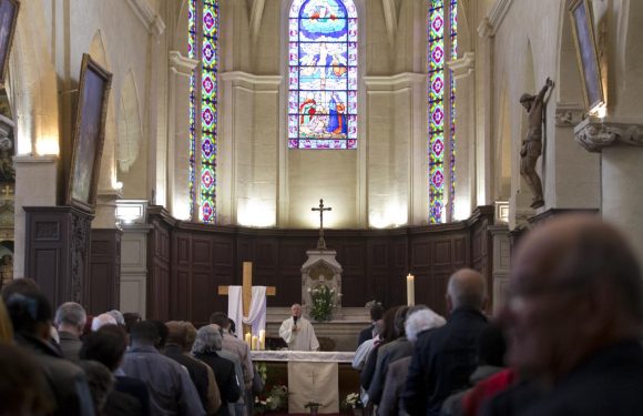 VIDEO. « On attend déjà depuis vingt ans de pouvoir parler » : une ancienne religieuse victime d’abus sexuels témoigne