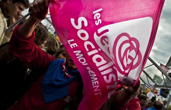 Déclin des partis : la valse ridicule des nouveaux noms de formations