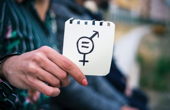 Égalité salariale : les mères de famille gagnent 23% de moins que les pères