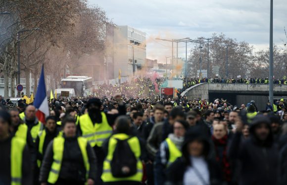 « Gilets jaunes » : près de 70.000 salariés au chômage partiel