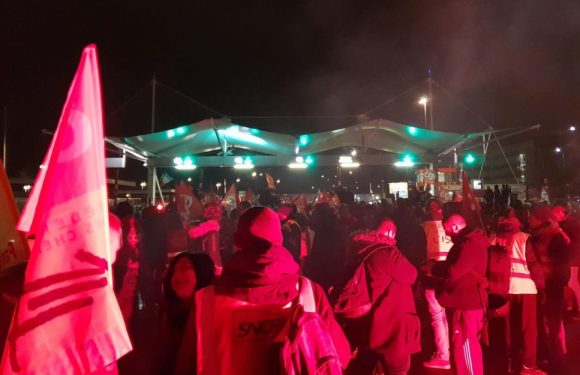 Le marché international de Rungis bloqué par des manifestants : «On va mettre à genoux le capital»