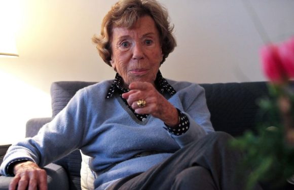 Violences faites aux femmes : une chronologie en dix dates avec Benoîte Groult