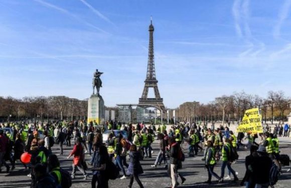 Another “Gilets Jaunes” protest on the Champs-Elysées