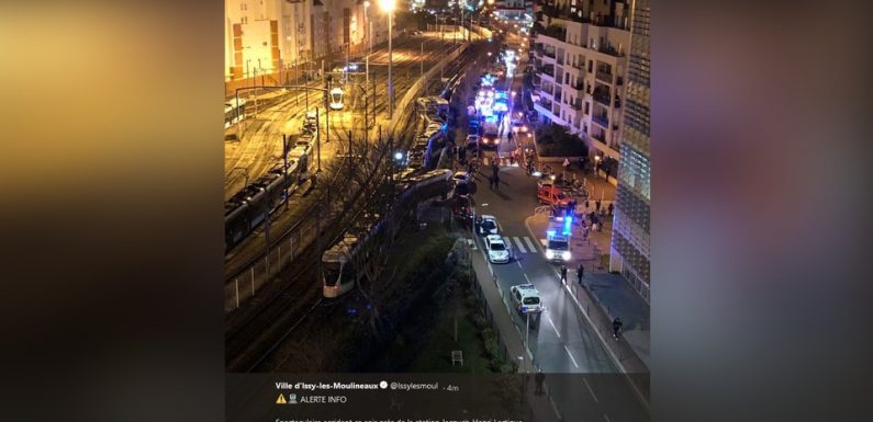 Issy-les-Moulineaux: Une rame du tram déraille, une douzaine de blessés légers