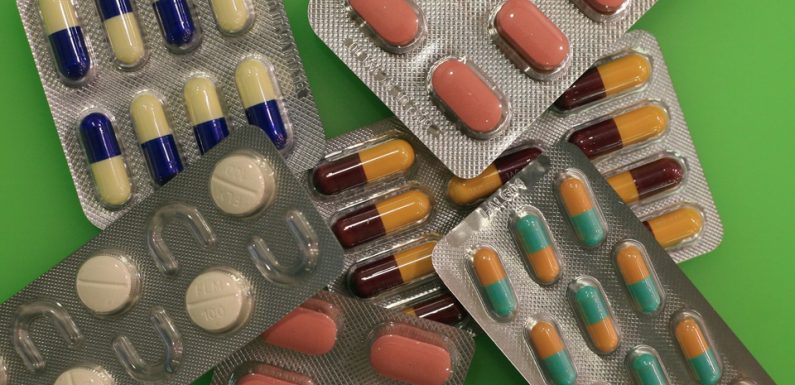 «Plus dangereux qu’utiles»… La revue Prescrire dévoile sa liste noire des médicaments à éviter