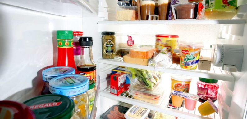 Viande, œufs, yaourts, biscuits… Quels produits périmés peut-on manger en toute sécurité?