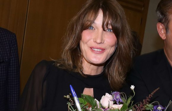 AUDIO : «Minute Papillon!» : Carla Bruni revient sur le secret de sa famille, vers un compromis «parent 1/parent 2» ?