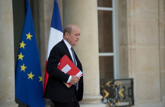 La France est intervenue au Tchad contre «une colonne de pick-up venus de Libye»