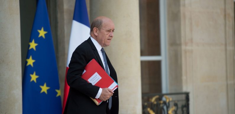 La France est intervenue au Tchad contre «une colonne de pick-up venus de Libye»