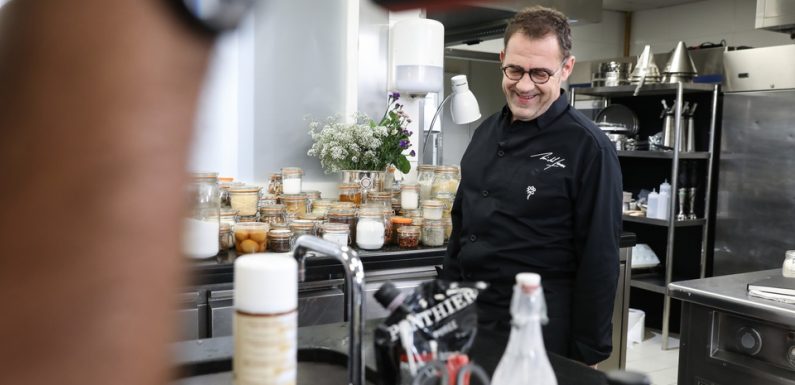 VIDEO. «Top Chef» : «Il faut être honnête, l’émission a changé ma vie», reconnaît Michel Sarran