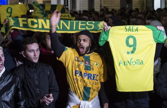 Mort d’Emiliano Sala: Le FC Nantes retire le maillot numéro 9 en hommage au footballeur