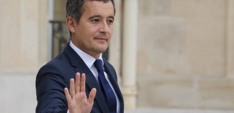 Gérald Darmanin annonce qu’il reste au gouvernement