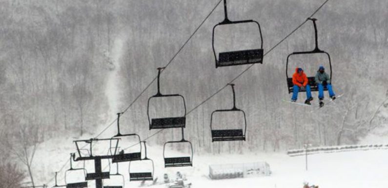 Pyrénées: Vingt-huit skieurs bloqués sur un télésiège à moins dix degrés