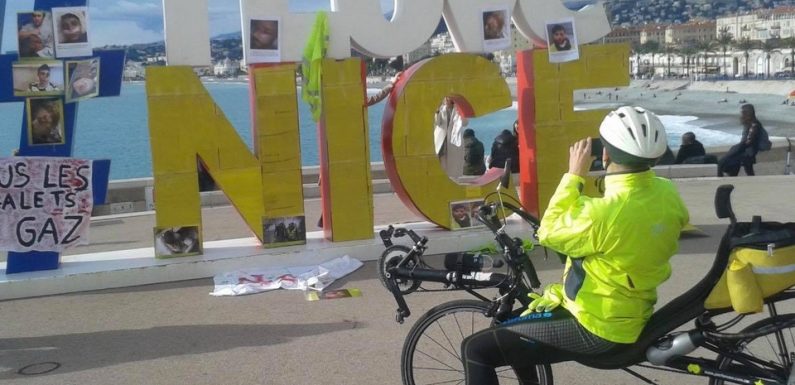 «Gilets jaunes»: La structure #ILoveNice relookée par des manifestants en… jaune