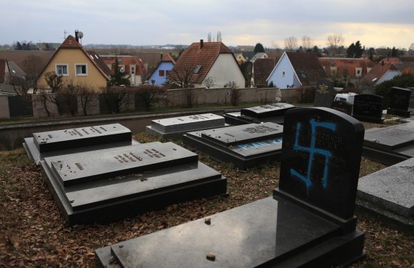 VIDEO. Profanation d’un cimetière juif en Alsace: «Ça me dégoûte et m’inquiète»