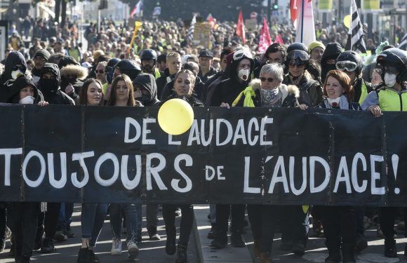 «Gilets jaunes à Nantes »: Plus d&rsquo;un millier de manifestants et de nouveaux dégâts samedi