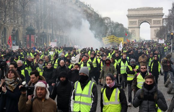 «Gilets jaunes»: Les ultras n&rsquo;ont pas pris la main, selon le patron de la DGSI