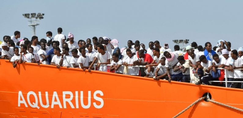 Opérations de sauvetage des migrants: La justice italienne annule un placement sous séquestre du navire Aquarius