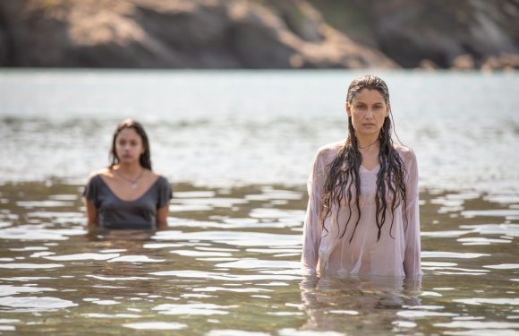 «Une île»: Une série sur les sirènes et l’écologie qui, contrairement aux apparences, donne envie