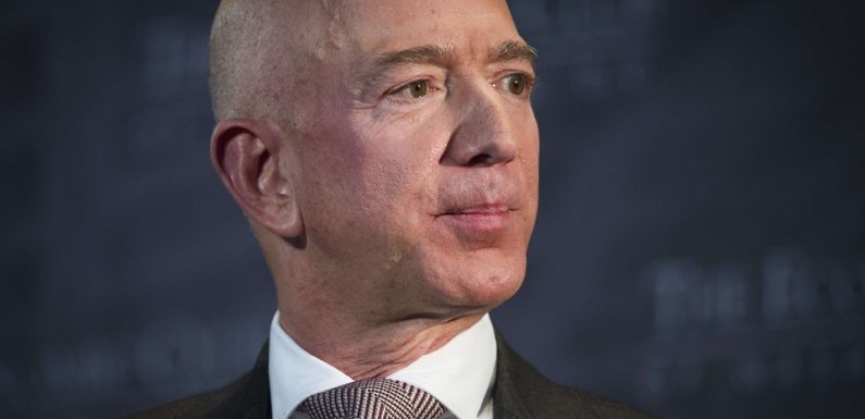 Le patron d’Amazon Jeff Bezos accuse un tabloïd de chantage à la sexpic