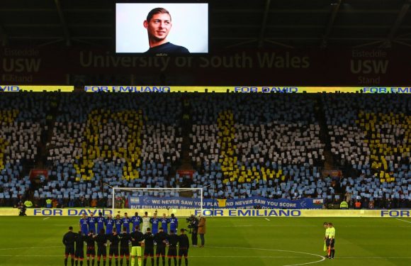 VIDEO. Disparition de Sala: Le club de Cardiff a rendu un vibrant hommage aux disparus