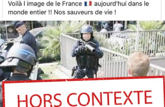 Attention à cette photo d&rsquo;affrontement entre policiers et pompiers sortie de son contexte
