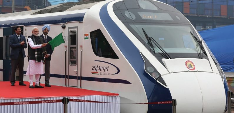 Inde: A peine inauguré, le train le plus rapide du pays heurte une vache et tombe en panne