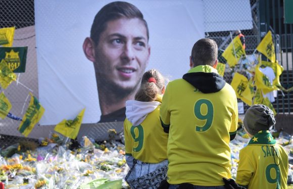 FC Nantes-Nîmes EN DIRECT: Un stade plein pour un dernier hommage à Sala… Suivez l’avant-match avec nous…