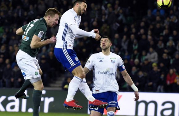 ASSE-Strasbourg EN DIRECT. Les Verts encore lésés par l&rsquo;utilisation du VAR… Même sans ses kops, le Chaudron s’embrase (2-1)…