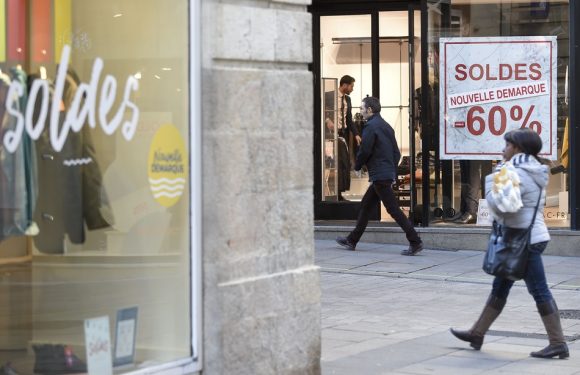 «Gilets jaunes»: Bilan mitigé pour les soldes d&rsquo;hiver, plombés par les manifestations